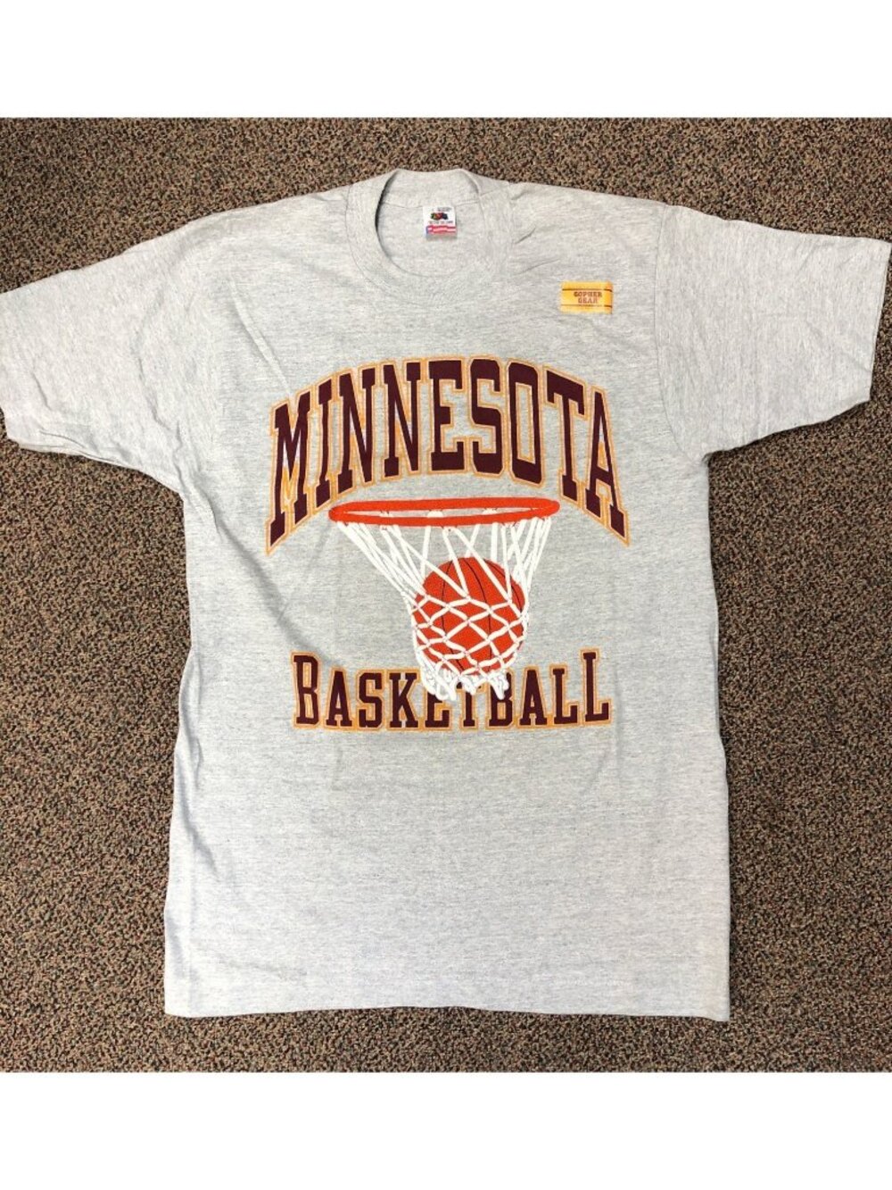 NOS Sticker Tag University of Minnesota Basketball Gophers Gear T-Shirt Adult L